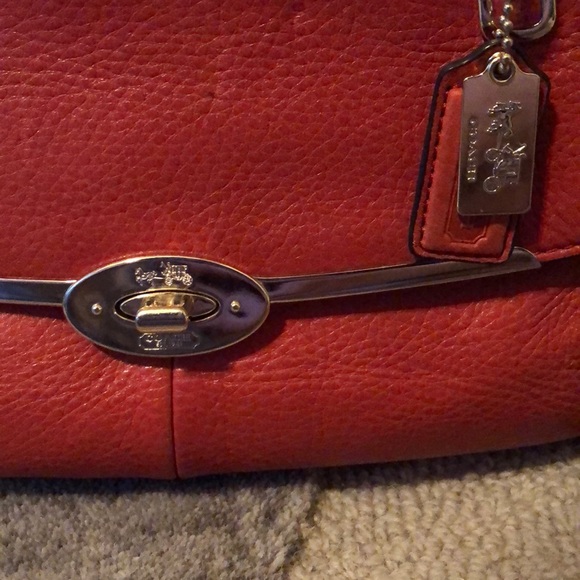 Coach - Picture 6 of 6